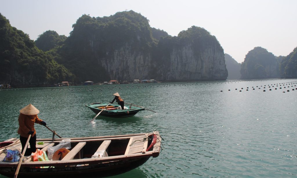 Vietnam Time - Grab The Essentials Before Traveling